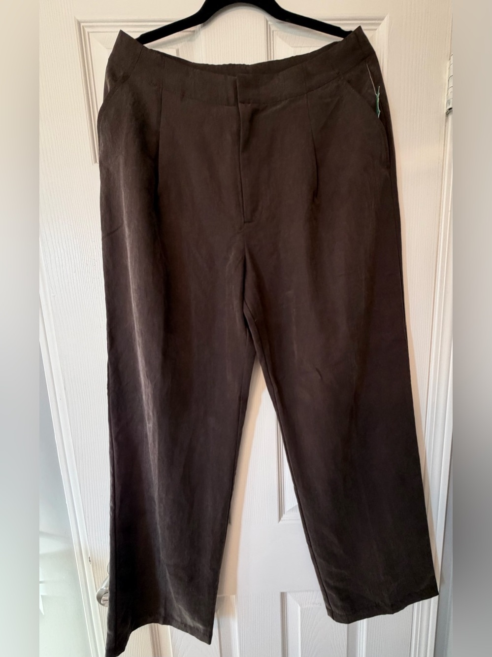 Gap Brown Tencel/Lyocel slightly pleated pants